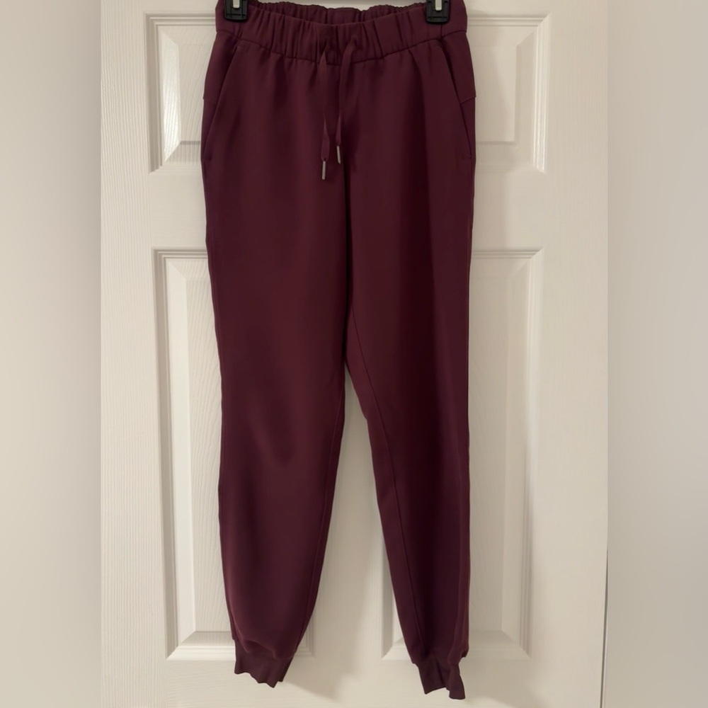 Lululemon joggers